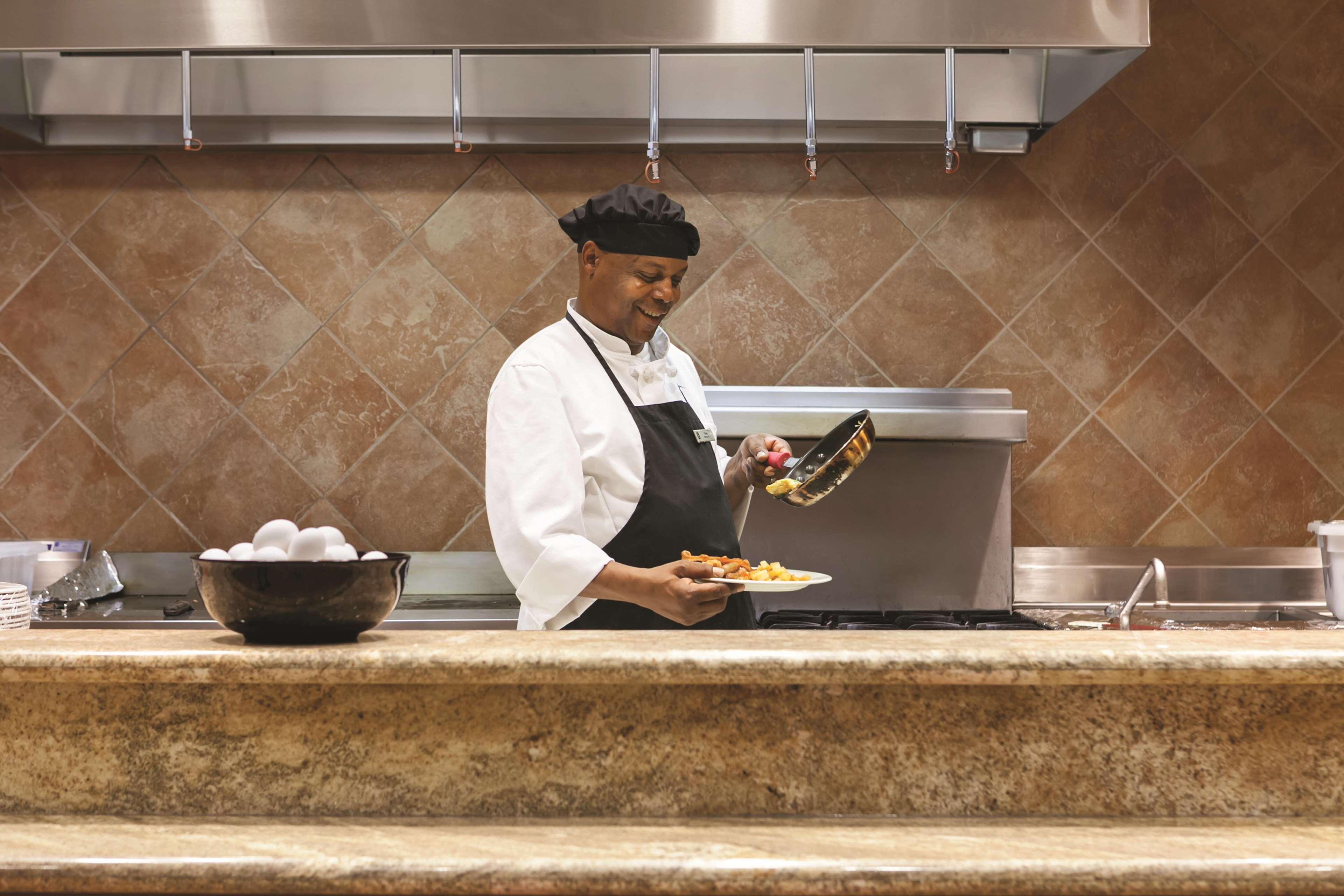 Embassy Suites Omaha- La Vista/ Hotel & Conference Center Εστιατόριο φωτογραφία