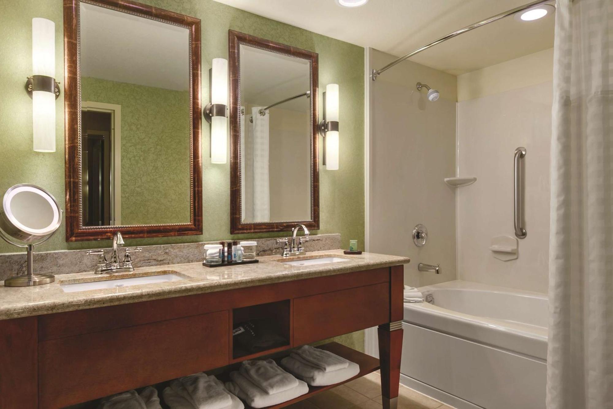 Embassy Suites Omaha- La Vista/ Hotel & Conference Center Εξωτερικό φωτογραφία