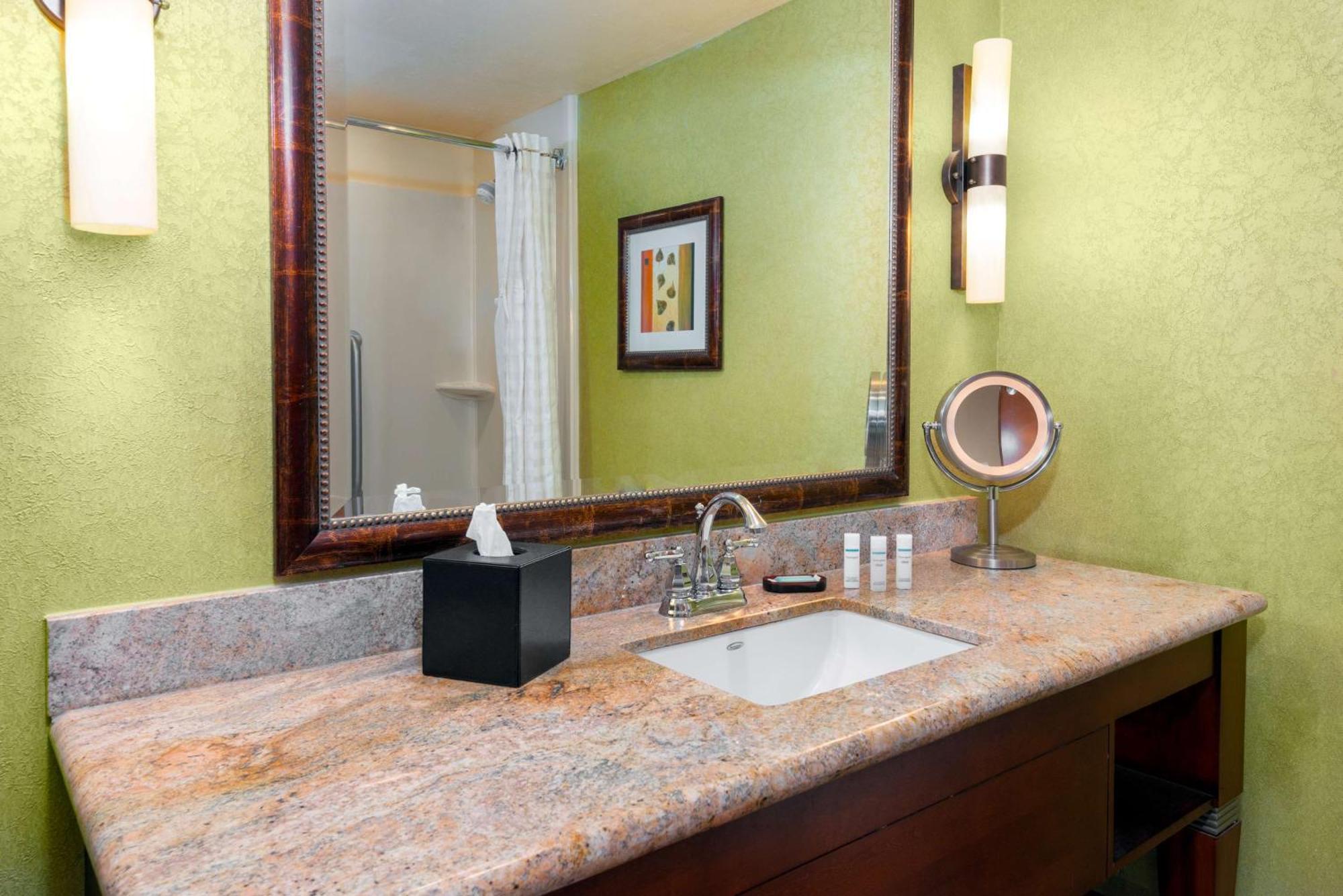 Embassy Suites Omaha- La Vista/ Hotel & Conference Center Εξωτερικό φωτογραφία