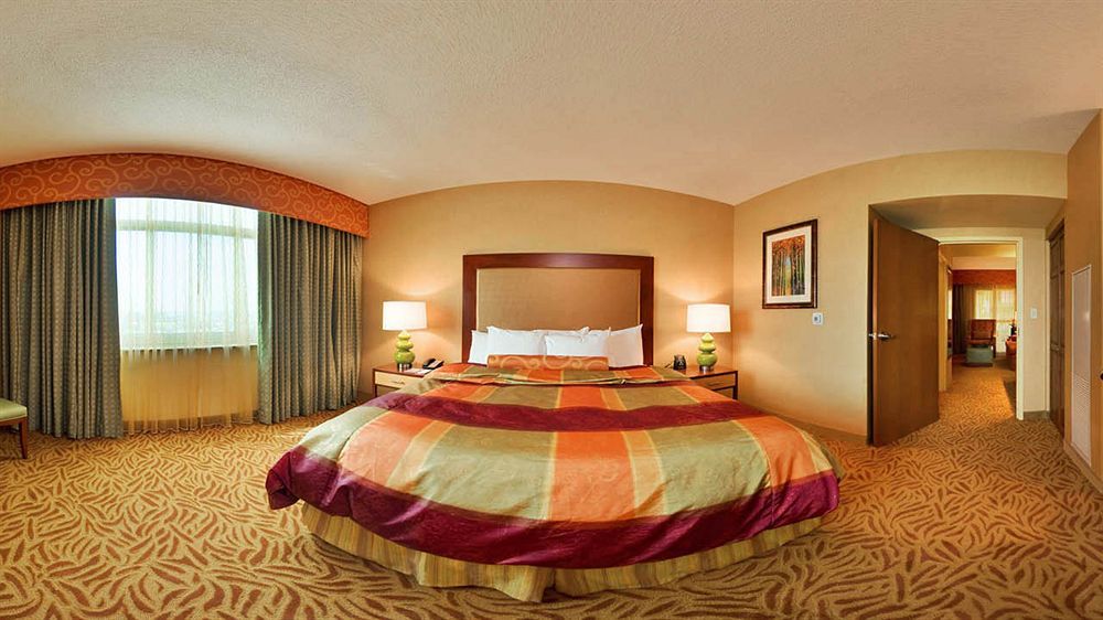 Embassy Suites Omaha- La Vista/ Hotel & Conference Center Εξωτερικό φωτογραφία