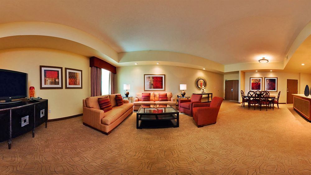 Embassy Suites Omaha- La Vista/ Hotel & Conference Center Εξωτερικό φωτογραφία
